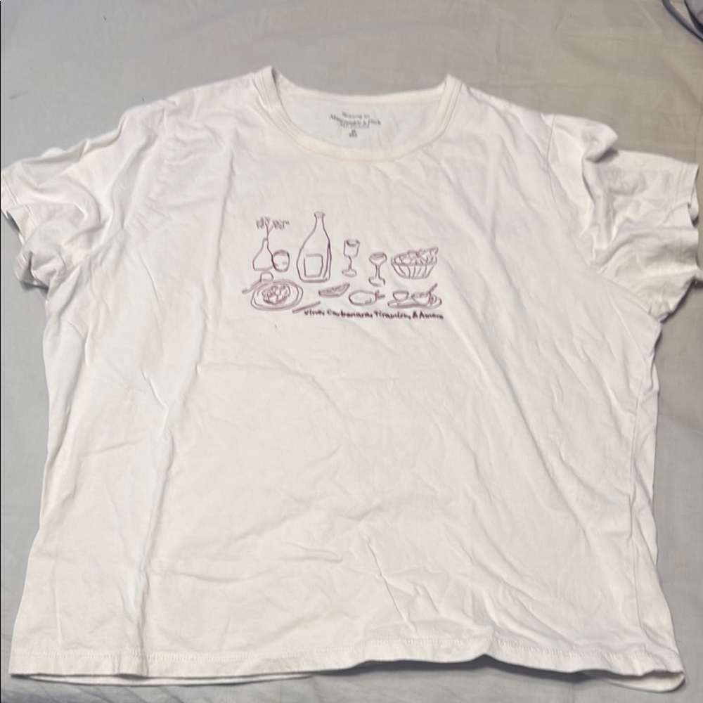 Italian White Graphic T-Shirt with Pink Design